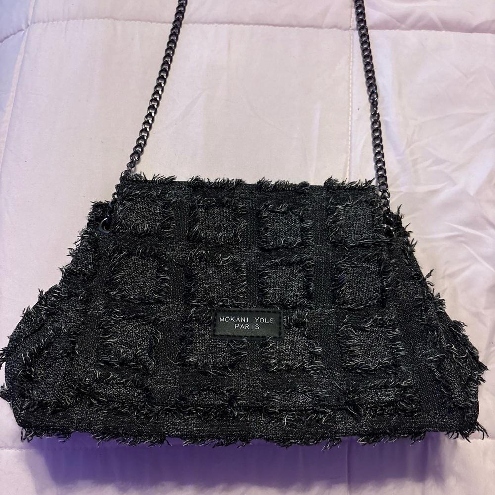 Black & Grey Textured Quilted Purse
